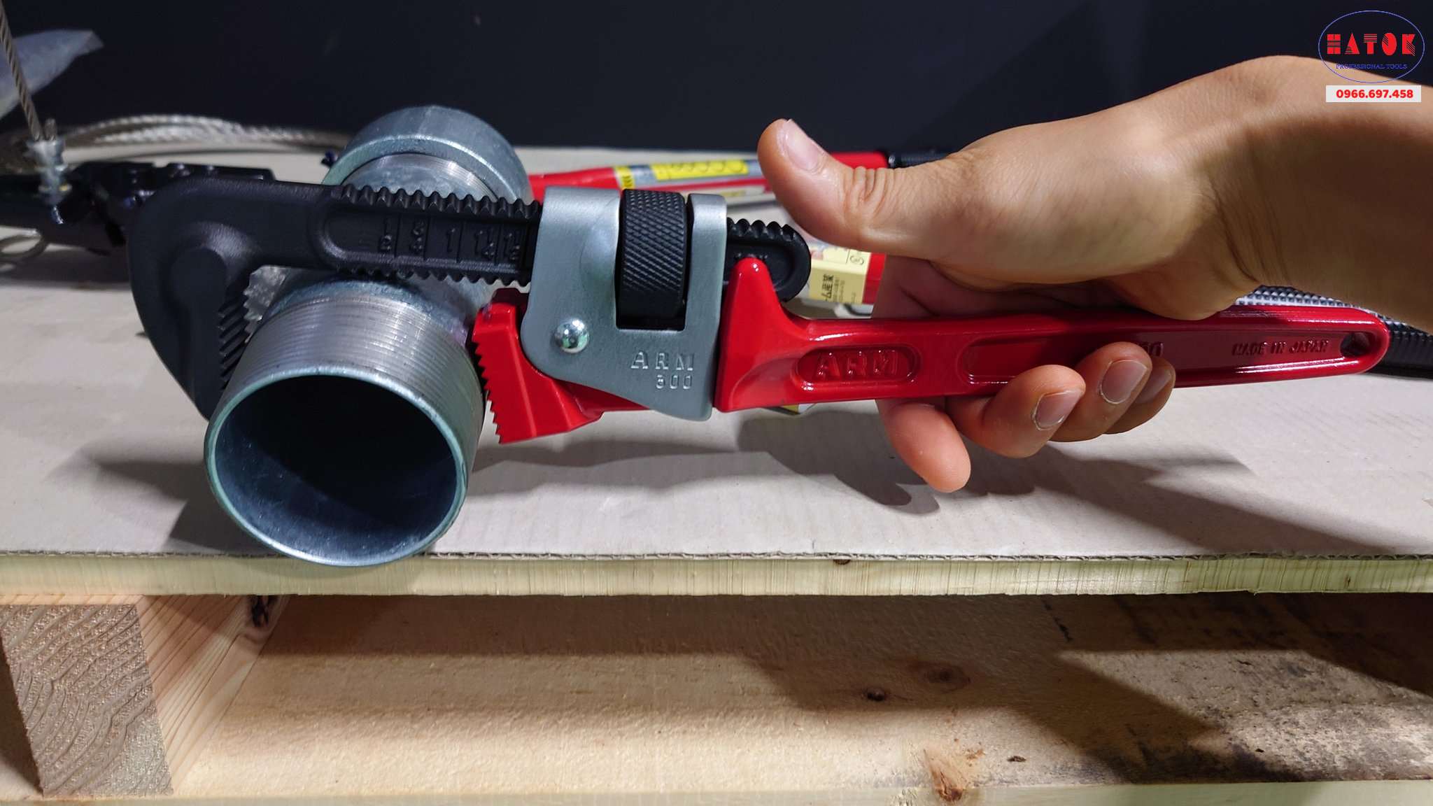 Cờ lê ống ARM Nhật Bản